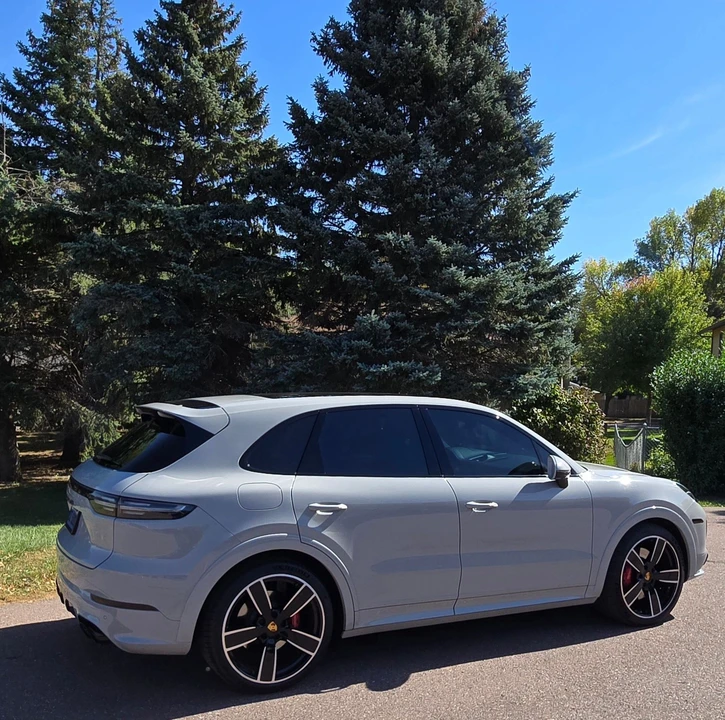 2022 Porsche 9Y0/9Y3 Cayenne GTS - Image 11 of 15