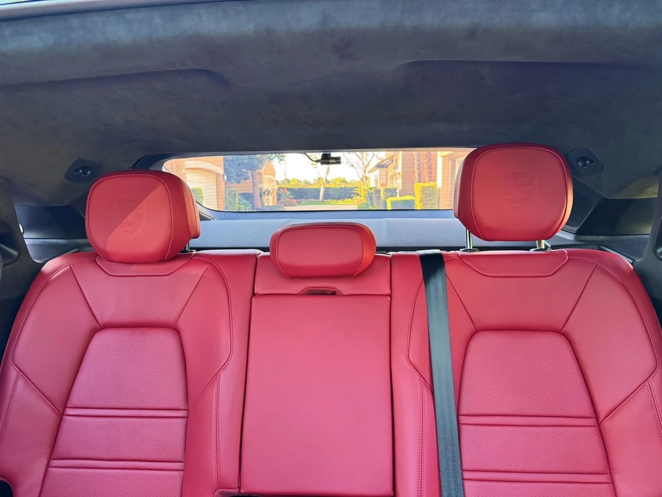 2022 Porsche 9Y0/9Y3 Cayenne GTS - Image 15 of 19