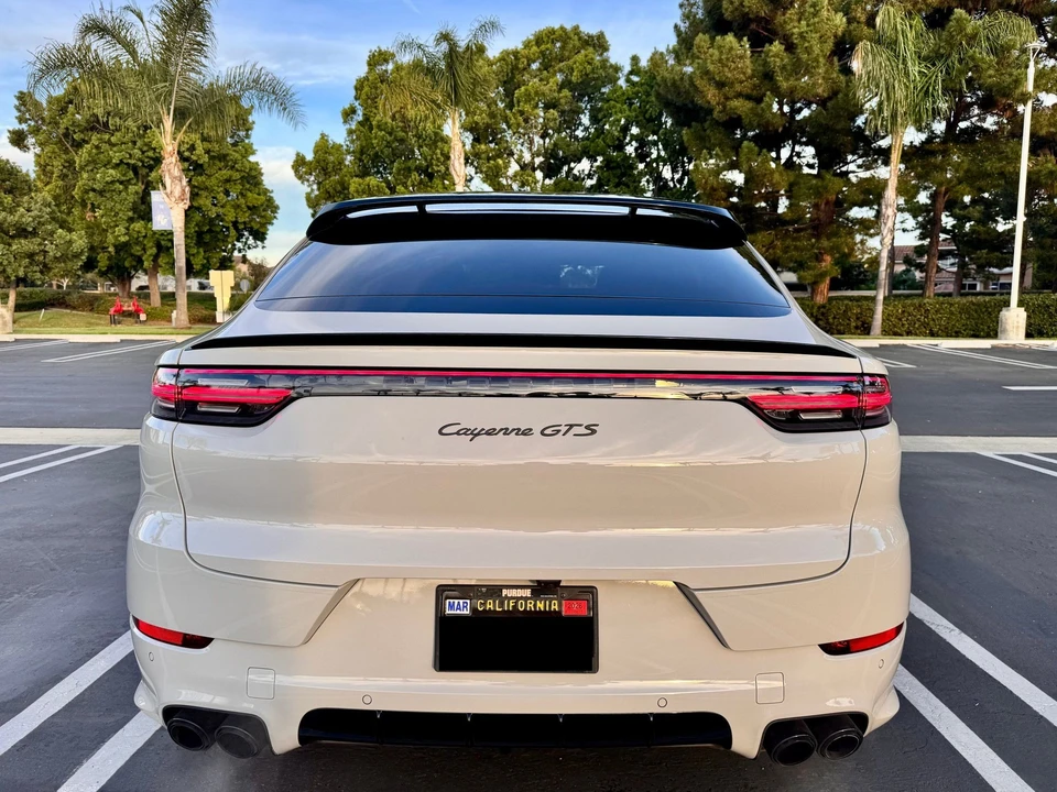 2022 Porsche 9Y0/9Y3 Cayenne GTS - Image 7 of 19
