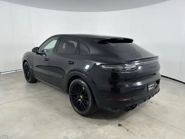 2022 Porsche 9Y0/9Y3 Cayenne GTS - Image 22 of 31