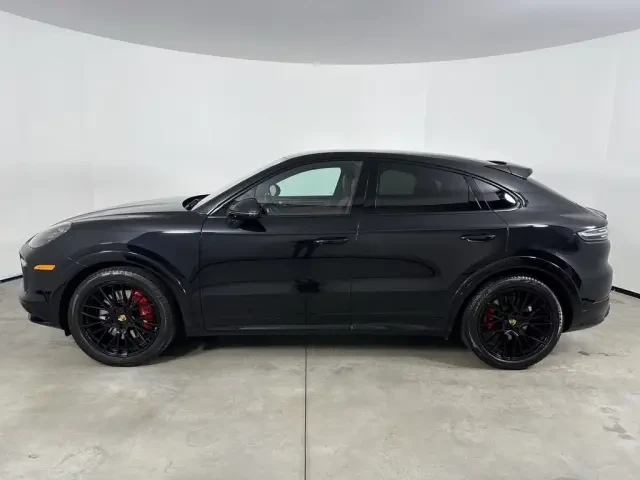 2022 Porsche 9Y0/9Y3 Cayenne GTS - Image 14 of 31