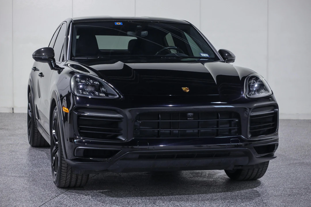 2022 Porsche 9Y0/9Y3 Cayenne GTS - Image 13 of 31