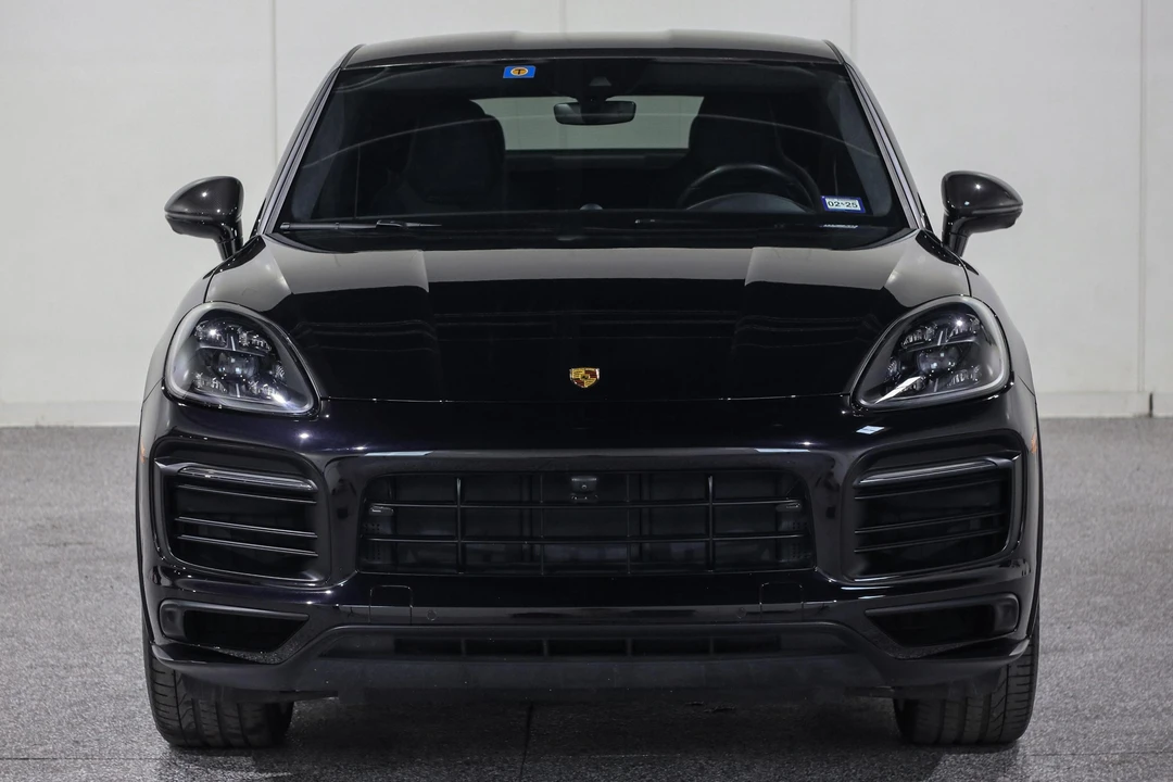 2022 Porsche 9Y0/9Y3 Cayenne GTS - Image 2 of 31