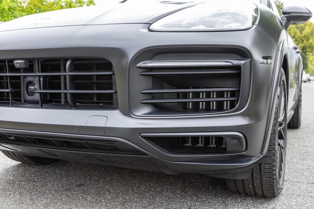 2022 Porsche 9Y0/9Y3 Cayenne GTS - Image 16 of 31