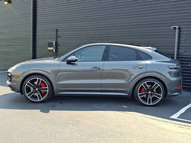 2022 Porsche 9Y0/9Y3 Cayenne GTS - Image 2 of 5