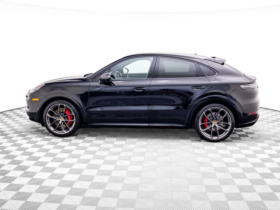 2022 Porsche 9Y0/9Y3 Cayenne GTS - Image 2 of 5