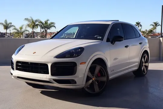 2022 Porsche Cayenne GTS