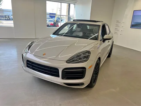2022 Porsche Cayenne GTS Sport Utility 4D