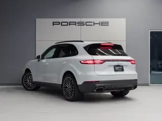 2022 Porsche 9Y0/9Y3 Cayenne - Image 3 of 4