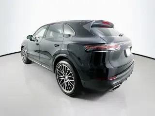 2022 Porsche 9Y0/9Y3 Cayenne - Image 3 of 4