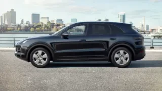 2022 Porsche 9Y0/9Y3 Cayenne - Image 2 of 4