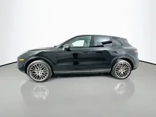 2022 Porsche 9Y0/9Y3 Cayenne - Image 2 of 4