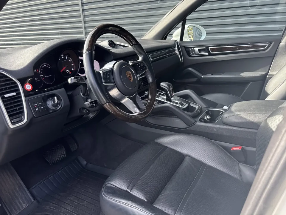 2022 Porsche 9Y0/9Y3 Cayenne - Image 4 of 6