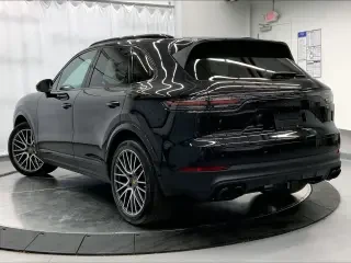 2022 Porsche 9Y0/9Y3 Cayenne - Image 3 of 4