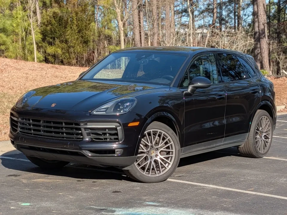 2022 Porsche 9Y0/9Y3 Cayenne - Image 2 of 9