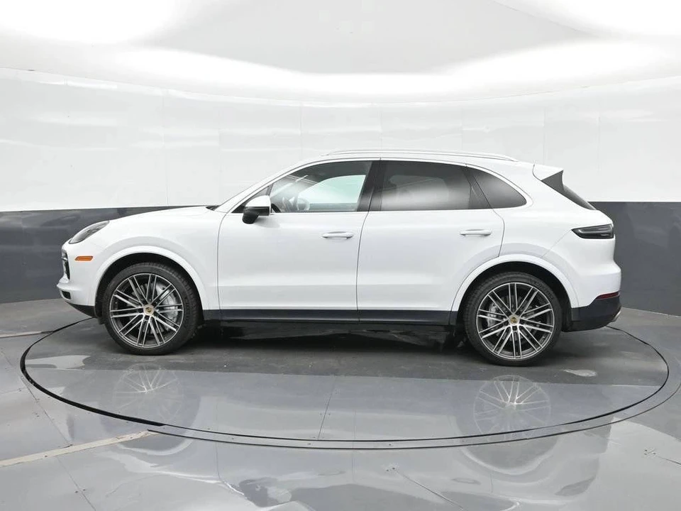 2022 Porsche 9Y0/9Y3 Cayenne - Image 2 of 5