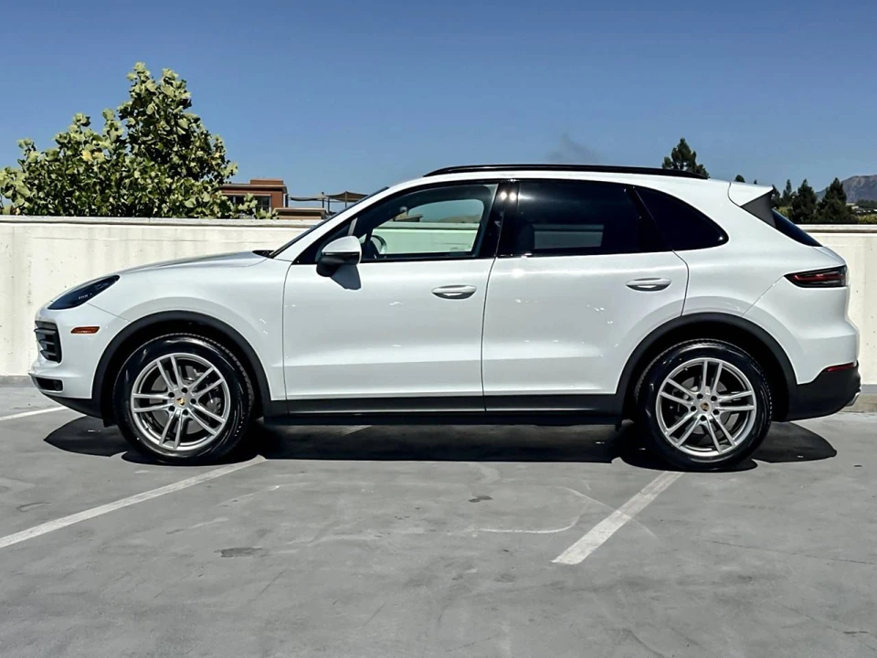 2022 Porsche 9Y0/9Y3 Cayenne - Image 2 of 5