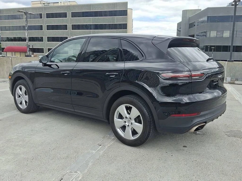 2022 Porsche 9Y0/9Y3 Cayenne - Image 3 of 5