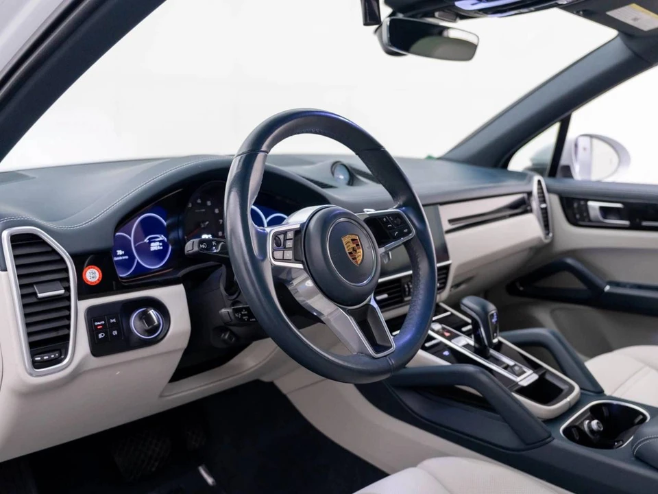 2022 Porsche 9Y0/9Y3 Cayenne - Image 4 of 5