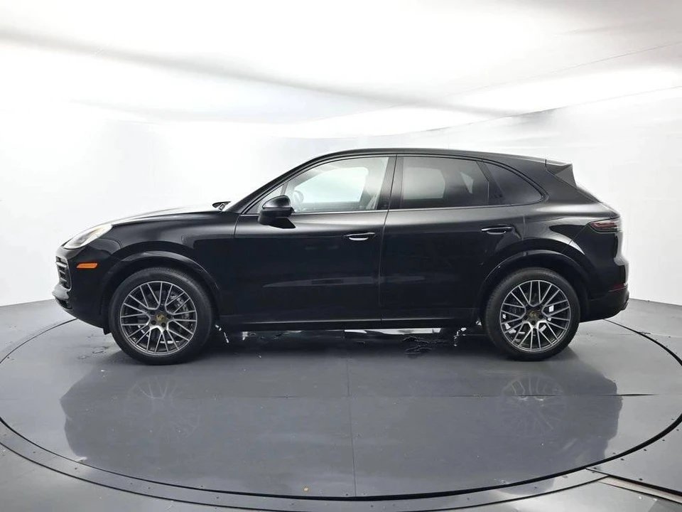 2022 Porsche 9Y0/9Y3 Cayenne - Image 2 of 5
