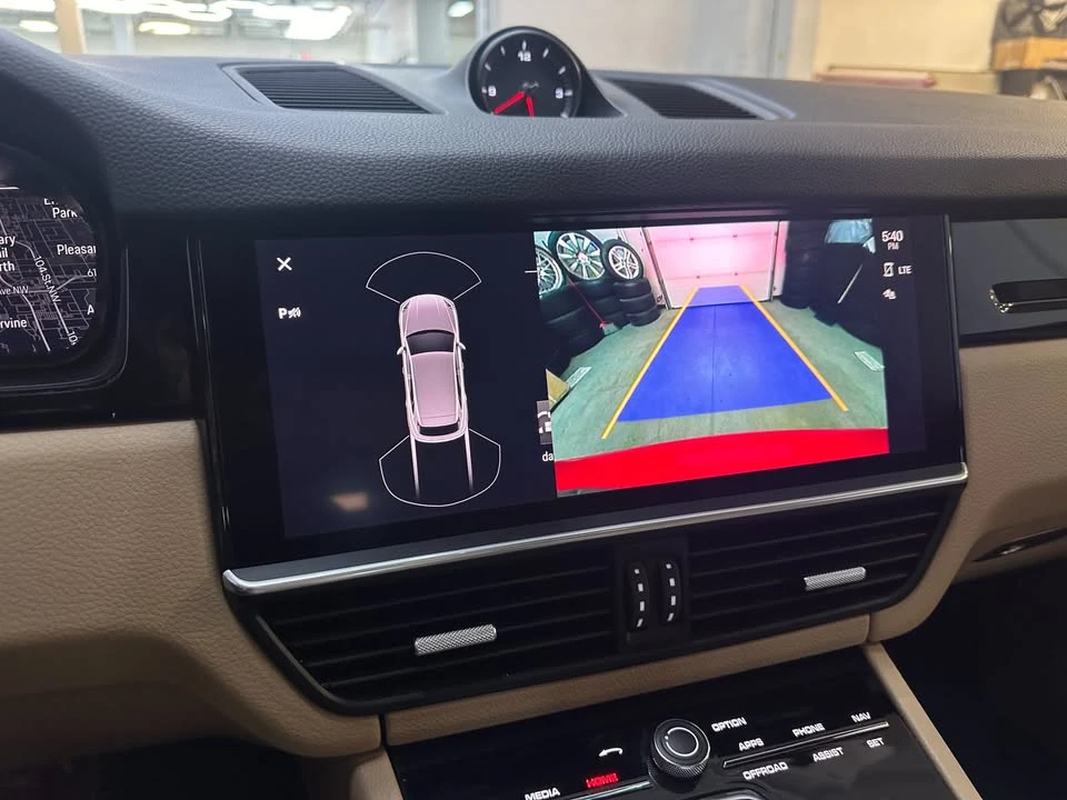2022 Porsche 9Y0/9Y3 Cayenne - Image 10 of 16