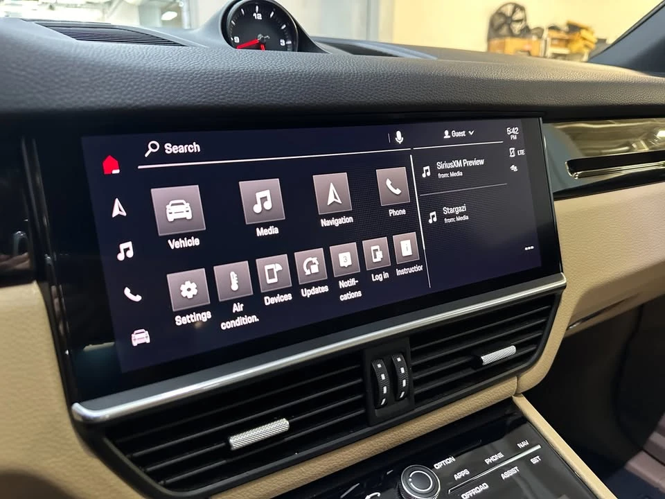 2022 Porsche 9Y0/9Y3 Cayenne - Image 12 of 16
