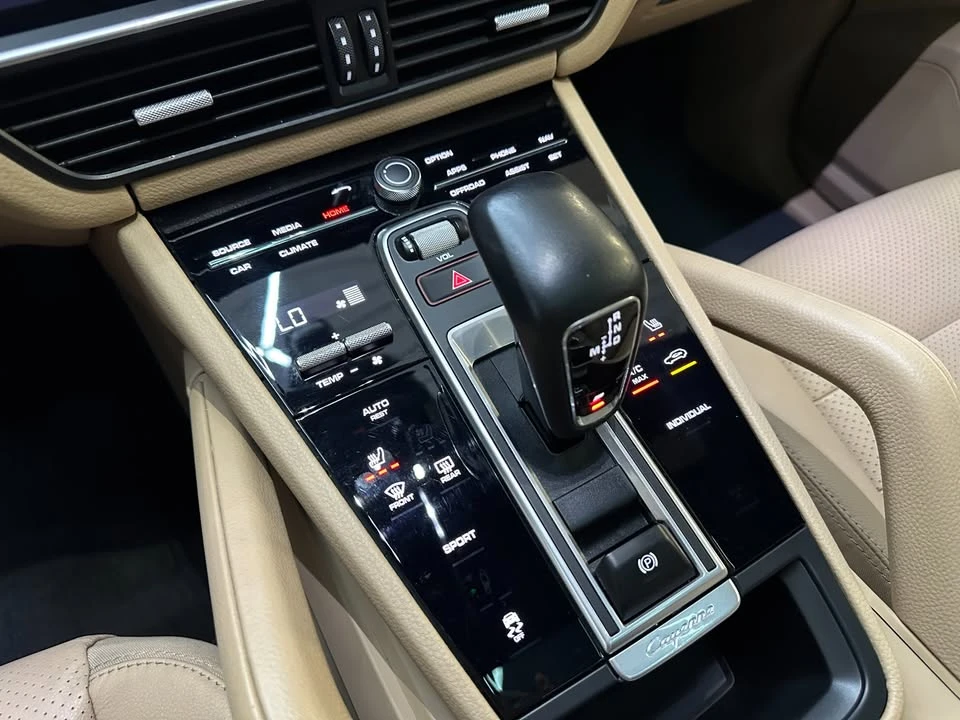 2022 Porsche 9Y0/9Y3 Cayenne - Image 14 of 16