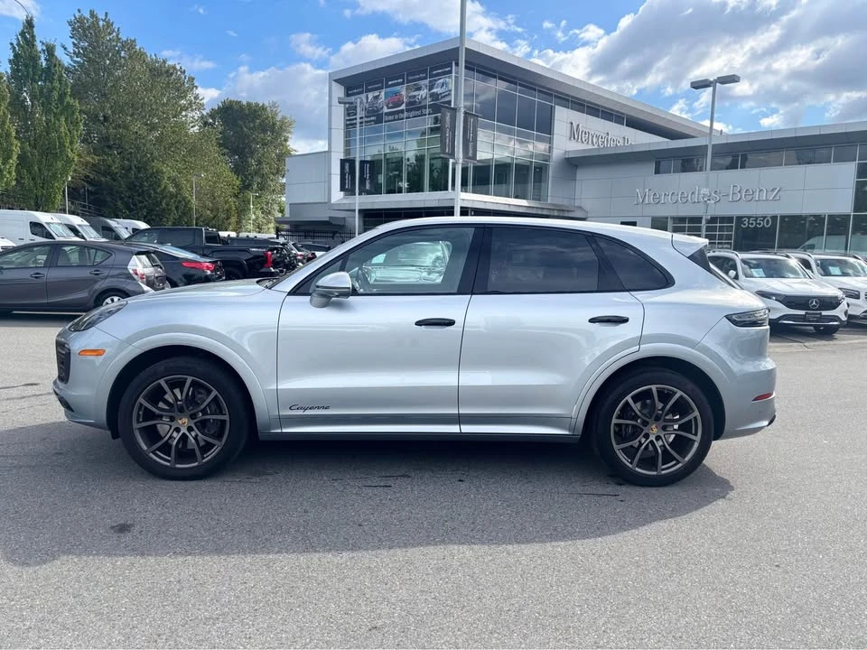 2022 Porsche 9Y0/9Y3 Cayenne - Image 8 of 17