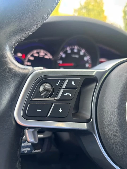 2022 Porsche 9Y0/9Y3 Cayenne - Image 10 of 17