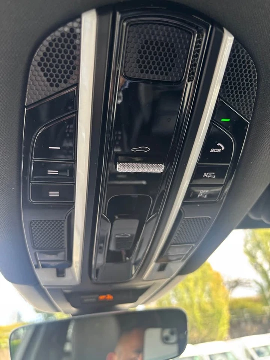 2022 Porsche 9Y0/9Y3 Cayenne - Image 16 of 17