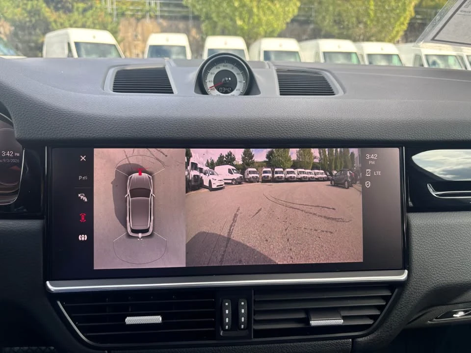 2022 Porsche 9Y0/9Y3 Cayenne - Image 17 of 17