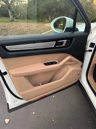 2022 Porsche 9Y0/9Y3 Cayenne - Image 8 of 11