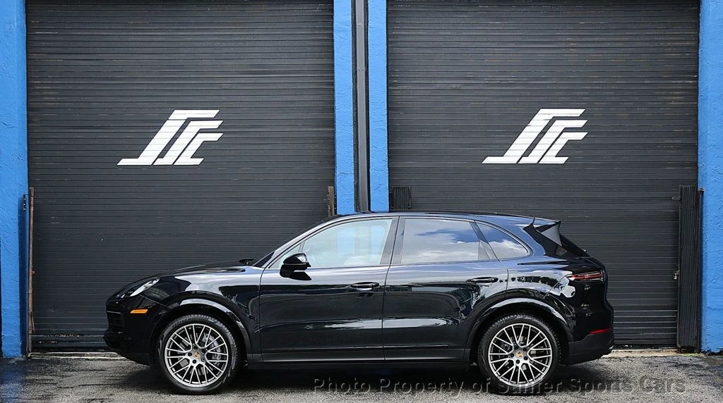 2022 Porsche 9Y0/9Y3 Cayenne - Image 2 of 12