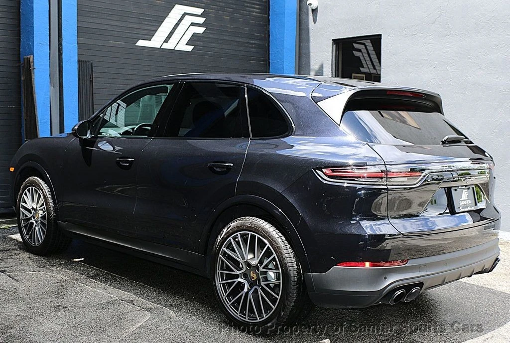 2022 Porsche 9Y0/9Y3 Cayenne - Image 5 of 12