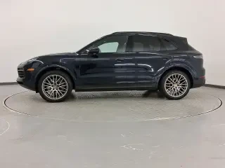 2022 Porsche 9Y0/9Y3 Cayenne - Image 2 of 4