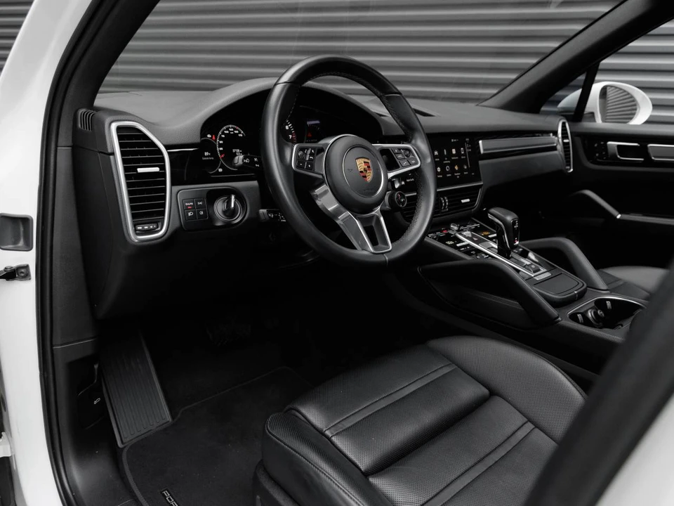 2022 Porsche 9Y0/9Y3 Cayenne - Image 4 of 5