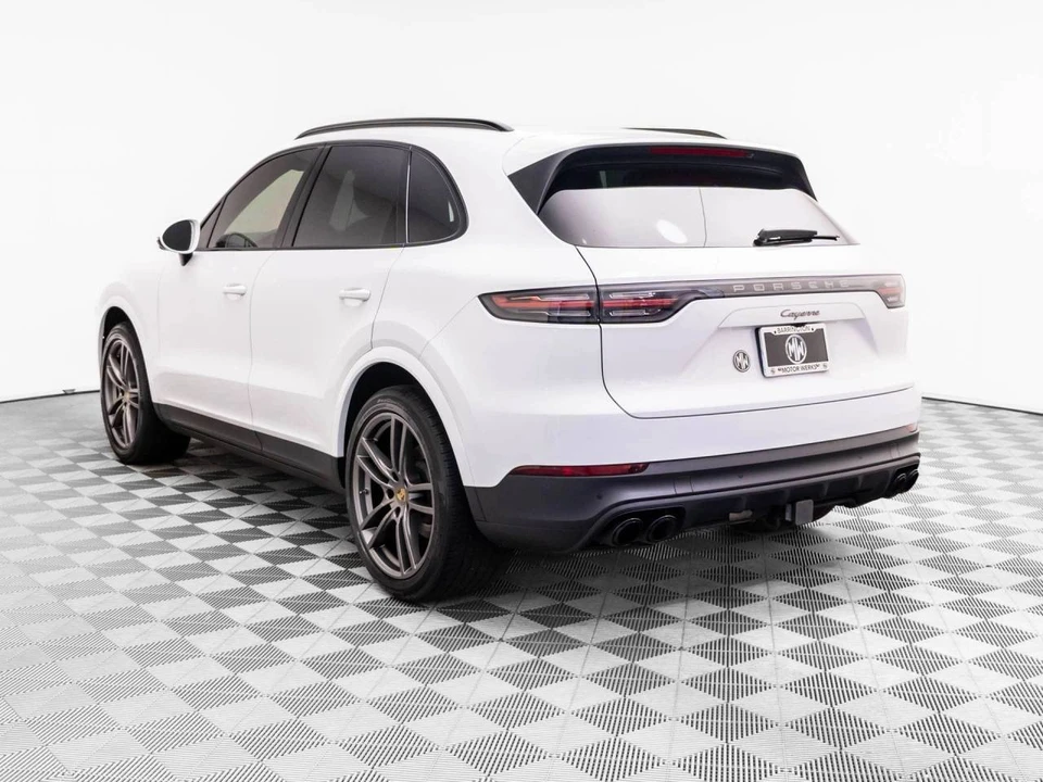 2022 Porsche 9Y0/9Y3 Cayenne - Image 3 of 5