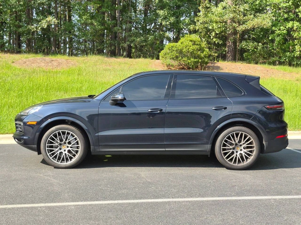 2022 Porsche 9Y0/9Y3 Cayenne - Image 2 of 5