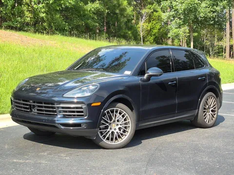2022 Porsche Cayenne Platinum Edition