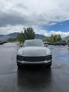 2022 Porsche Cayenne Platinum Edition