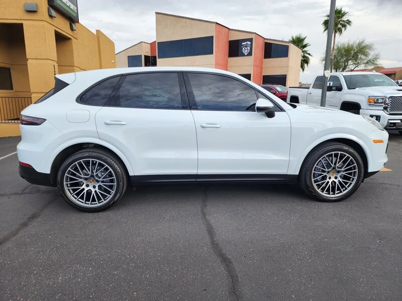 2022 Porsche 9Y0/9Y3 Cayenne - Image 2 of 31