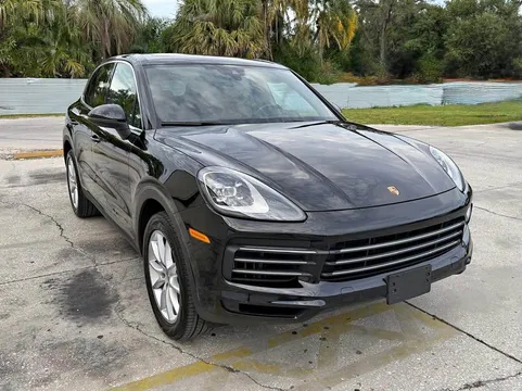 2022 Porsche Cayenne Platinum Edition Sport Utility 4D