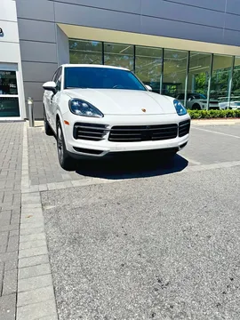 2022 Porsche Cayenne Platinum Edition Sport Utility 4D