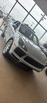 2022 Porsche Cayenne Platinum Edition Sport Utility 4D