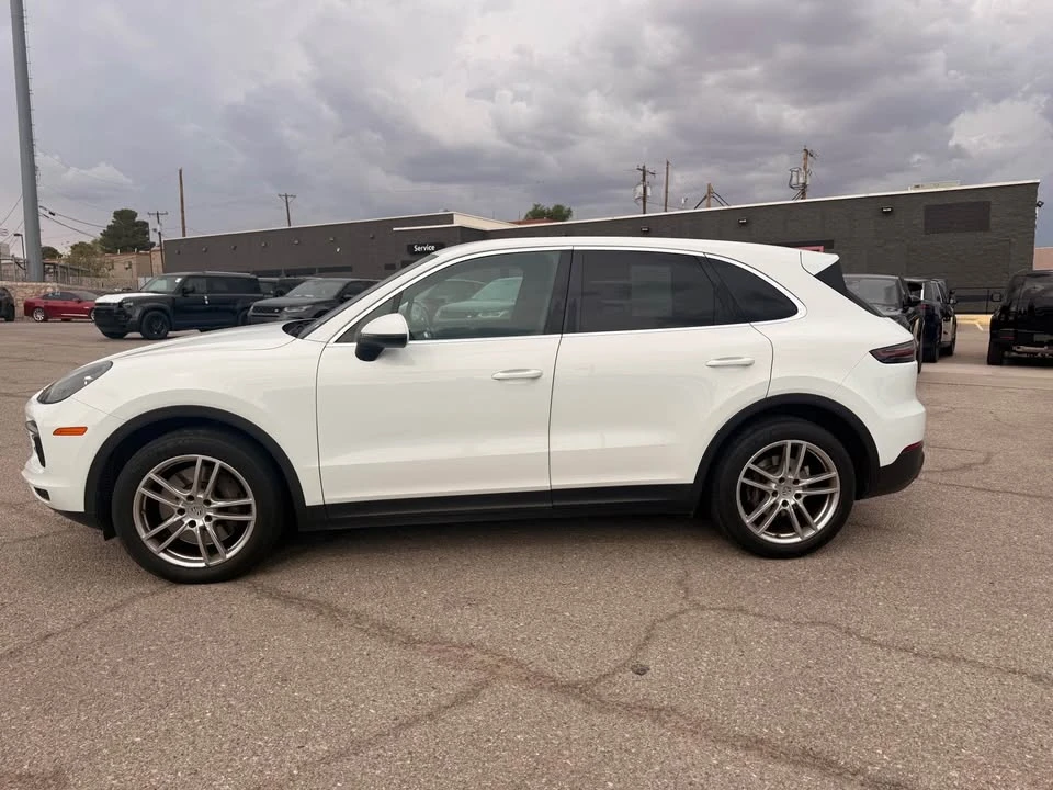 2022 Porsche 9Y0/9Y3 Cayenne - Image 3 of 11