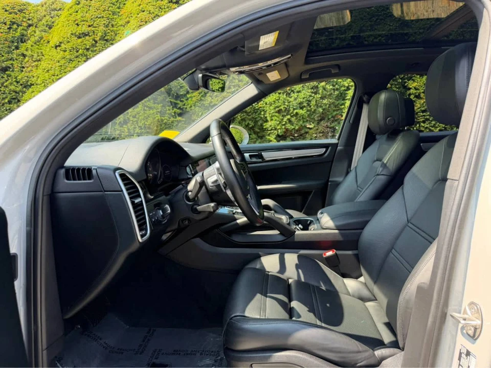 2022 Porsche 9Y0/9Y3 Cayenne - Image 5 of 5
