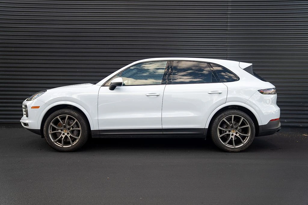 2022 Porsche 9Y0/9Y3 Cayenne - Image 2 of 30