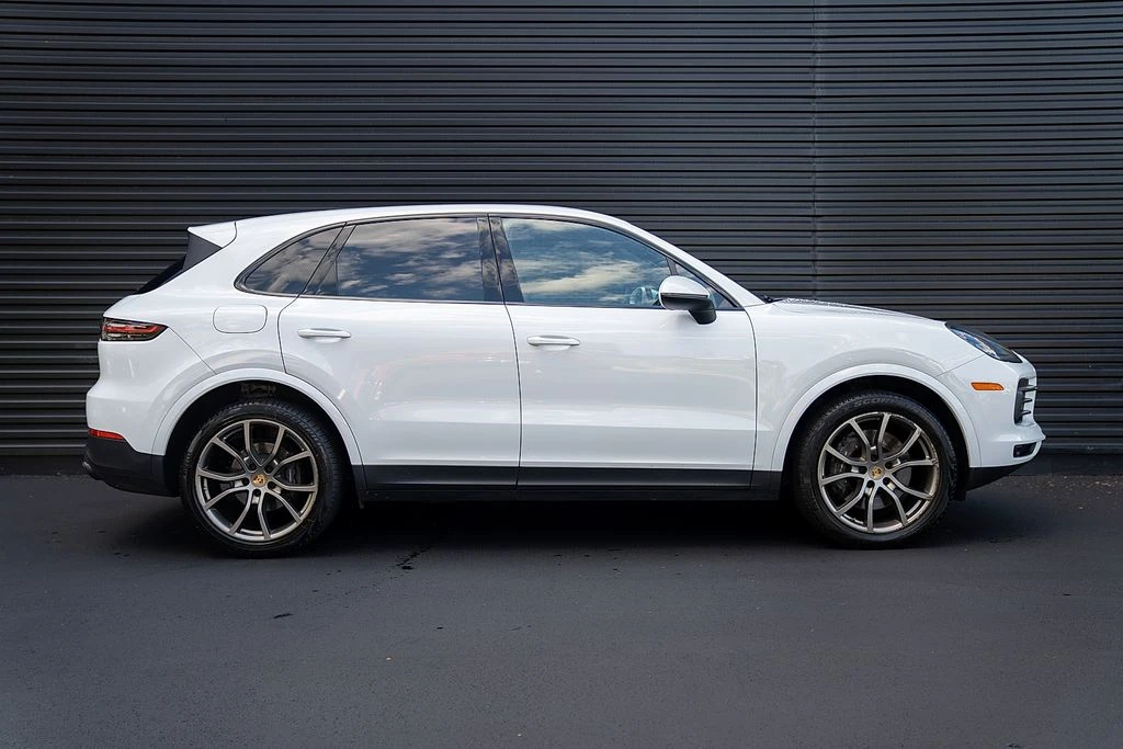 2022 Porsche 9Y0/9Y3 Cayenne - Image 28 of 30