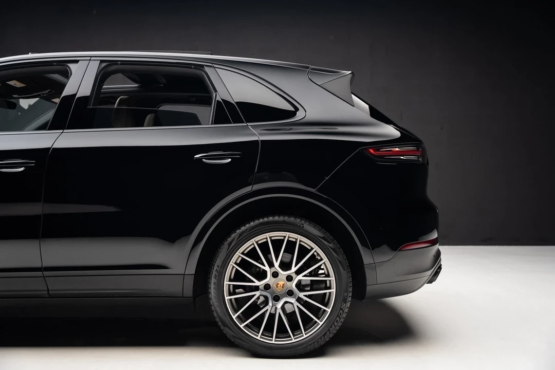 2022 Porsche 9Y0/9Y3 Cayenne - Image 19 of 21