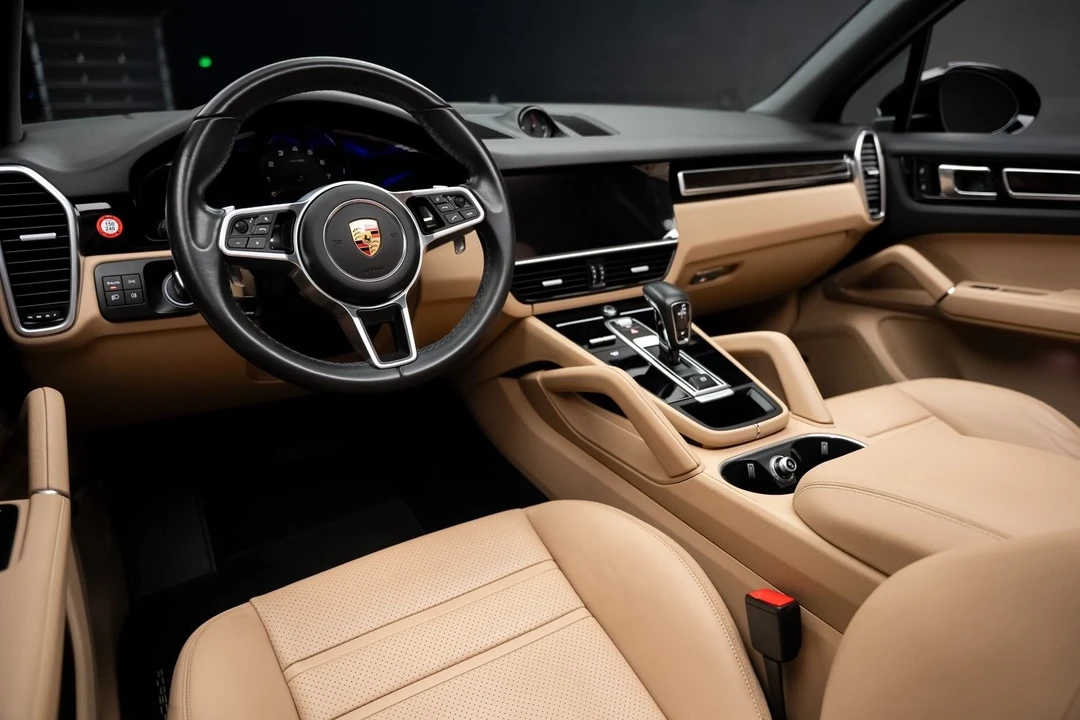 2022 Porsche 9Y0/9Y3 Cayenne - Image 2 of 21
